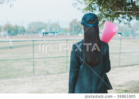support, high school girl, high school student 39861005