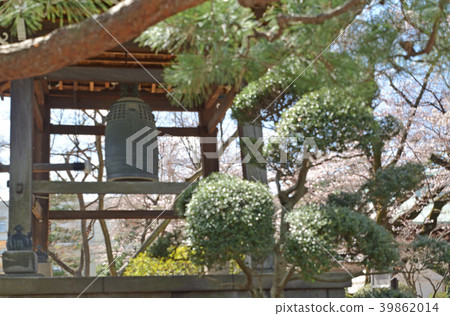 Setagaya walk: Gotokuji bell tower 39862014