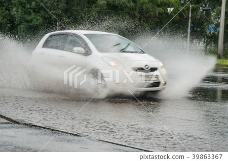 Car 39863367