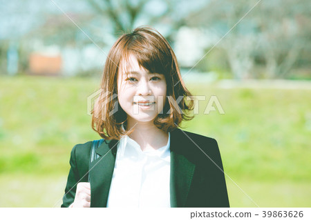 女員工 女員工 39863626