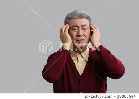 亞洲人的面部表情，資深，中年，資深，特寫鏡頭，健康，印象，情感 39863684