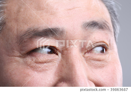 Asian man's facial expression, senior, middle-aged, senior, close-up, health, impression, emotion Asian man's facial expression, senior, middle-aged, senior, close-up, health, impression, emotion 39863687