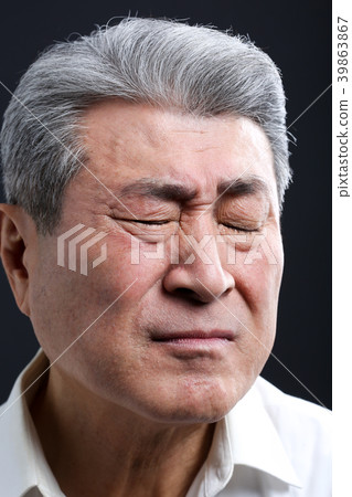 亞洲人的面部表情，資深，中年，資深，特寫鏡頭，健康，印象，情感 39863867