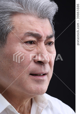 亞洲人的面部表情,資深,中年,資深,特寫鏡頭,健康,印象,情感 亞洲人的面部表情,資深,中年,資深,特寫鏡頭,健康,印象,情感 39863886