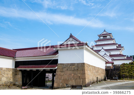 Tsuruga castle 39866275