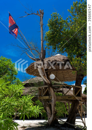 Wooden beach house on the tree with radio receiver Wooden beach house on the tree with radio receiver 39866547