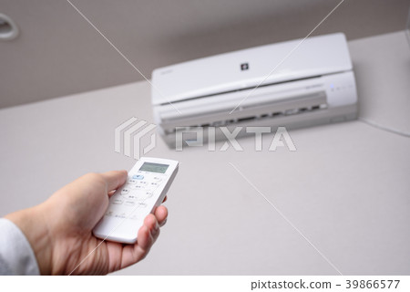 Air conditioner and remote control Air conditioner and remote control 39866577