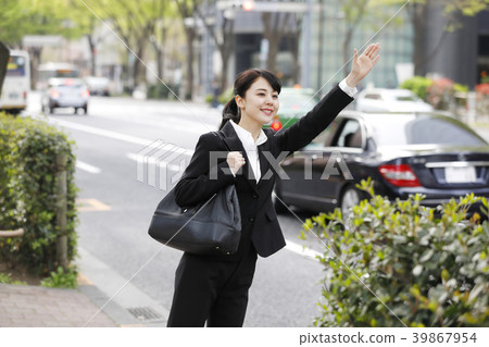 Young business woman 39867954