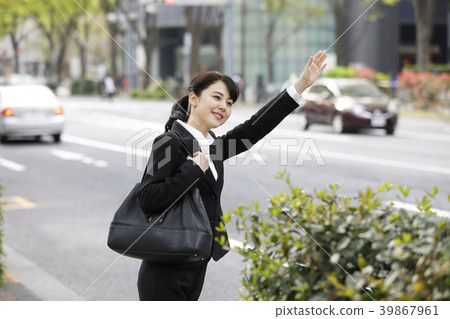 Young business woman Young business woman 39867961