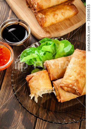 Spring rolls with chicken and vegetables Spring rolls with chicken and vegetables 39868635