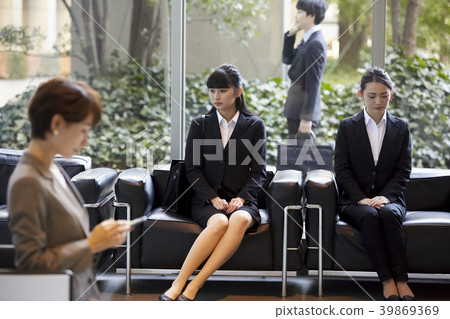 Business Woman Lobby Business Woman Lobby 39869369