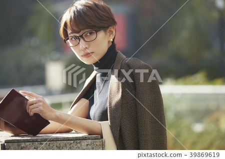 Business woman 39869619