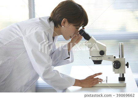 Woman white coat research 39869662