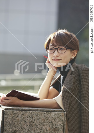 Business woman 39869702
