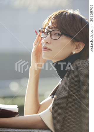 Business woman 39869705