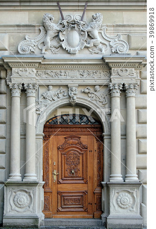 Town Hall - Lucerne 39869918