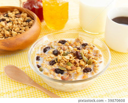 Granola milk healthy cereal 39870608
