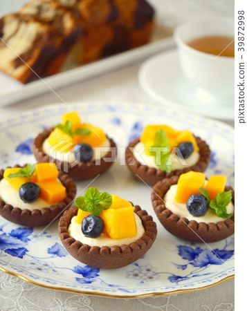 Mango tartlet and pound cake tea time 39872998