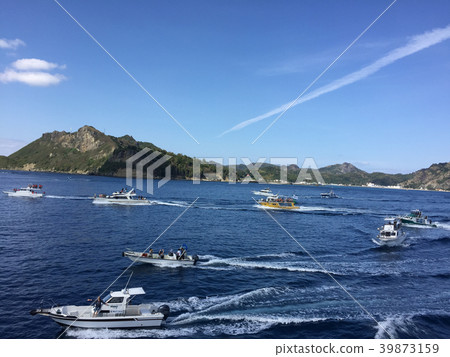 [Tokyo] Ogasawara Islands see off Chichijima 39873159