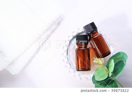 Aroma material. 2 bottles of aroma oil. Eucalyptus and towel. 39873822