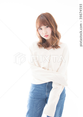 女人穿著牛仔布 39874593