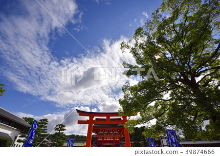 Fushimi Inari Taisha Otorii and Tomonomon Fushimi Inari Taisha Otorii and Tomonomon 39874666
