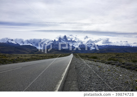 Highway and Snowcapped Fitz Roy Mountain Peaks 39874728