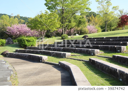 奈良縣立萬多文化博物館 39874742