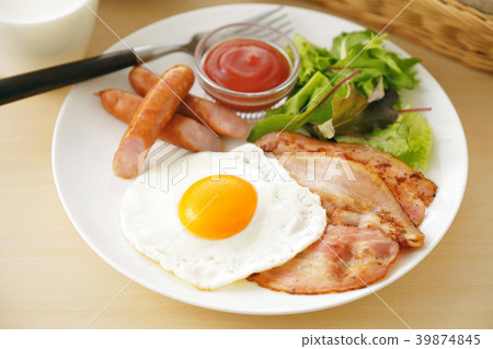 Breakfast image Breakfast image 39874845