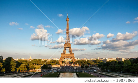 The Eiffel Tower, landmark of Paris, France The Eiffel Tower, landmark of Paris, France 39875866