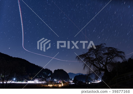 Starscape of the Matabei cherry blossoms of Nara Daiyu Starscape of the Matabei cherry blossoms of Nara Daiyu 39877168