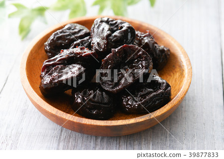 Dried plum 39877833