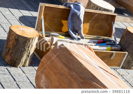 Wood chopping in Bilbao 39881118