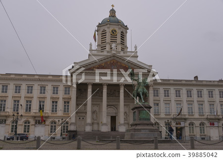 spot- Eglise St- Jacques Sur Coudenberg 39885042