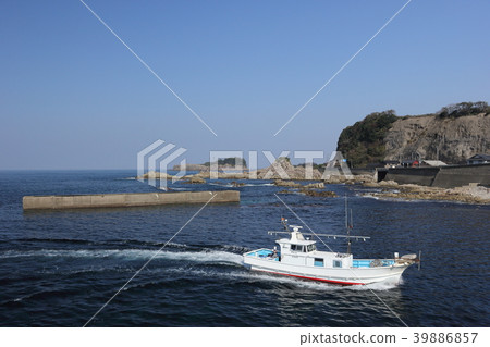 越前海岸風光長橋港（龜島福井縣福井市） 39886857