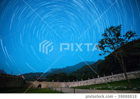 wall, Korea, acidity 39888818