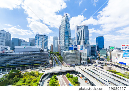 Tokyo Shinjuku Station West Exit Scenery 39889337