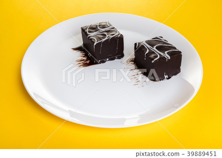 chocolate dessert cake in a plate chocolate dessert cake in a plate 39889451