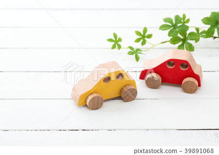 Automobile Automobile 39891068