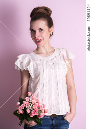 cheerful woman with roses 39891194