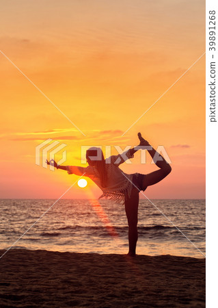 asana on the balance, Natarajasana asana on the balance, Natarajasana 39891268