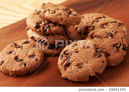 chocolate chip cookie 39891345
