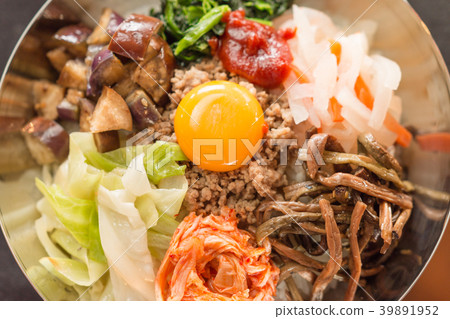 說到韓國料理石鍋拌飯 39891952