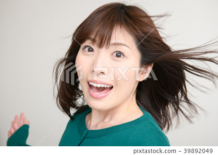 Surprised Japanese woman 39892049