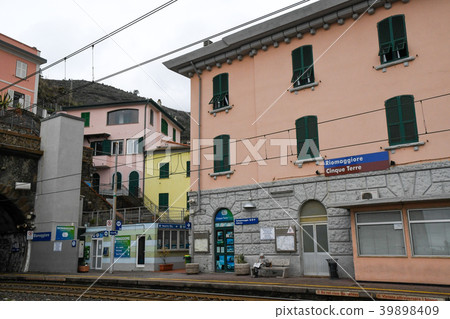 Cinque Terre (Liguria, Italy) Riomaggiore Station 39898409