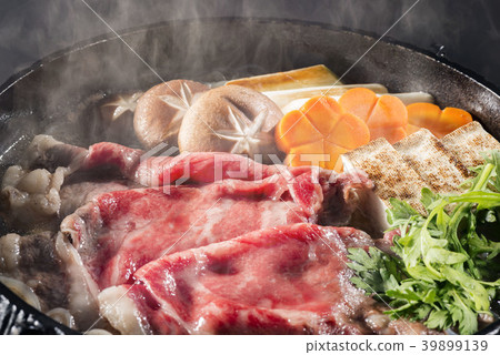 日本美味的火鍋烹飪 日本美味的火鍋烹飪 39899139