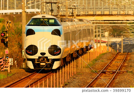 Panda Kuroshio No. JR 287 Panda face Express Train Kuroshio 72 Panda Kuroshio No. JR 287 Panda face Express Train Kuroshio 72 39899170