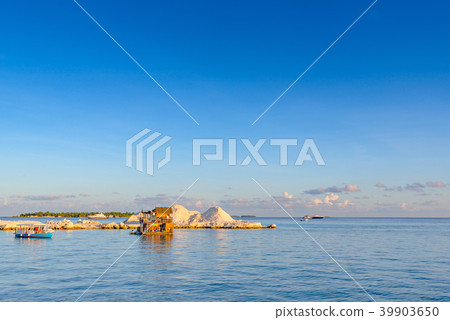 馬爾代夫男性港口風景 39903650