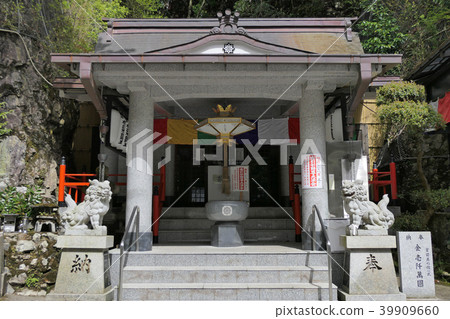 [Nunobiki Fudoson] Zensho Town, Izumi City, Osaka Prefecture 39909660