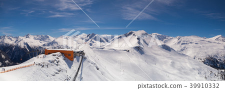 Winter landscape in the ski resort, Bad Hofgastein Winter landscape in the ski resort, Bad Hofgastein 39910332